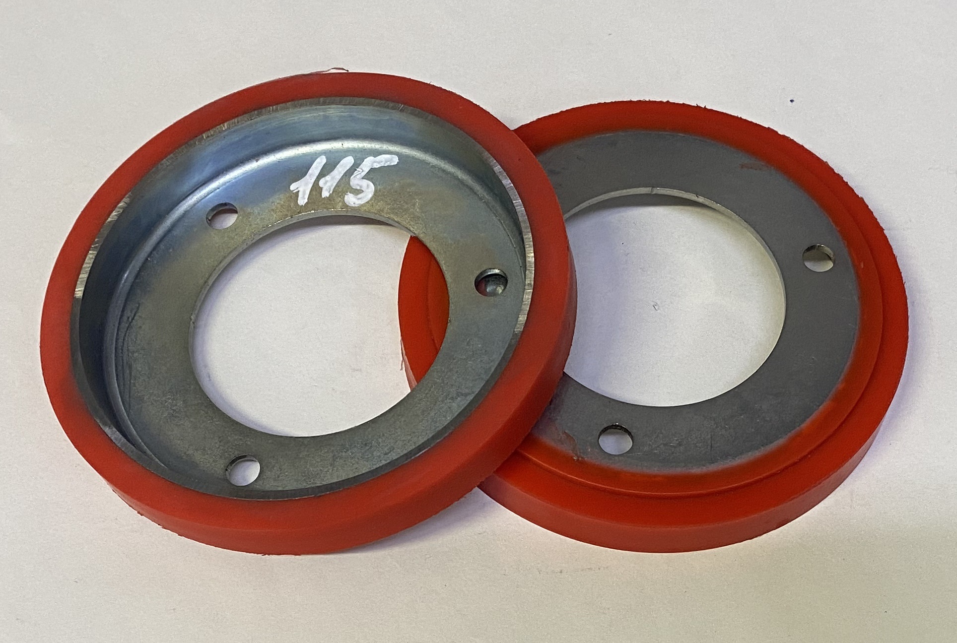 Кольцо фрикциона Вн. Ø-115 мм полиуретан на металлическом диске