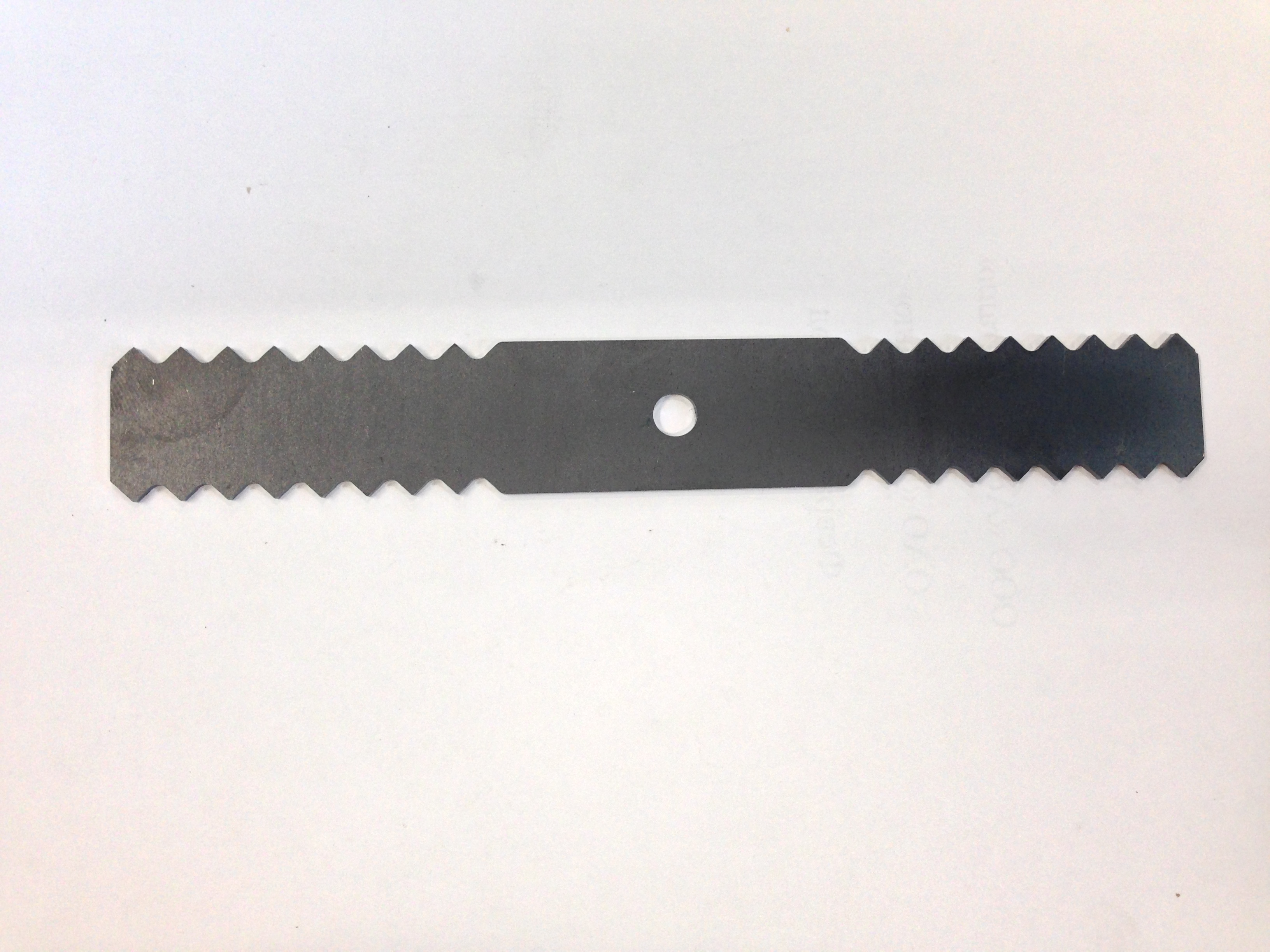 Нож для зернодробилки Фермер L=180мм (Зубчатый)